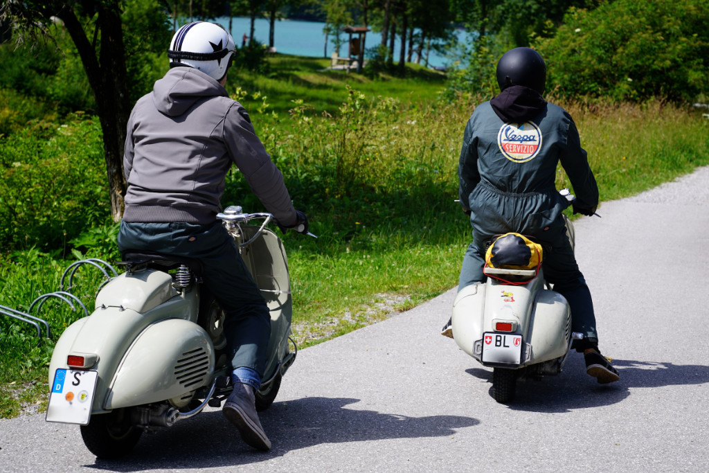 How to plan a Vespa tour