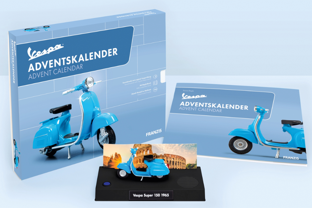 vespa calendar in blue