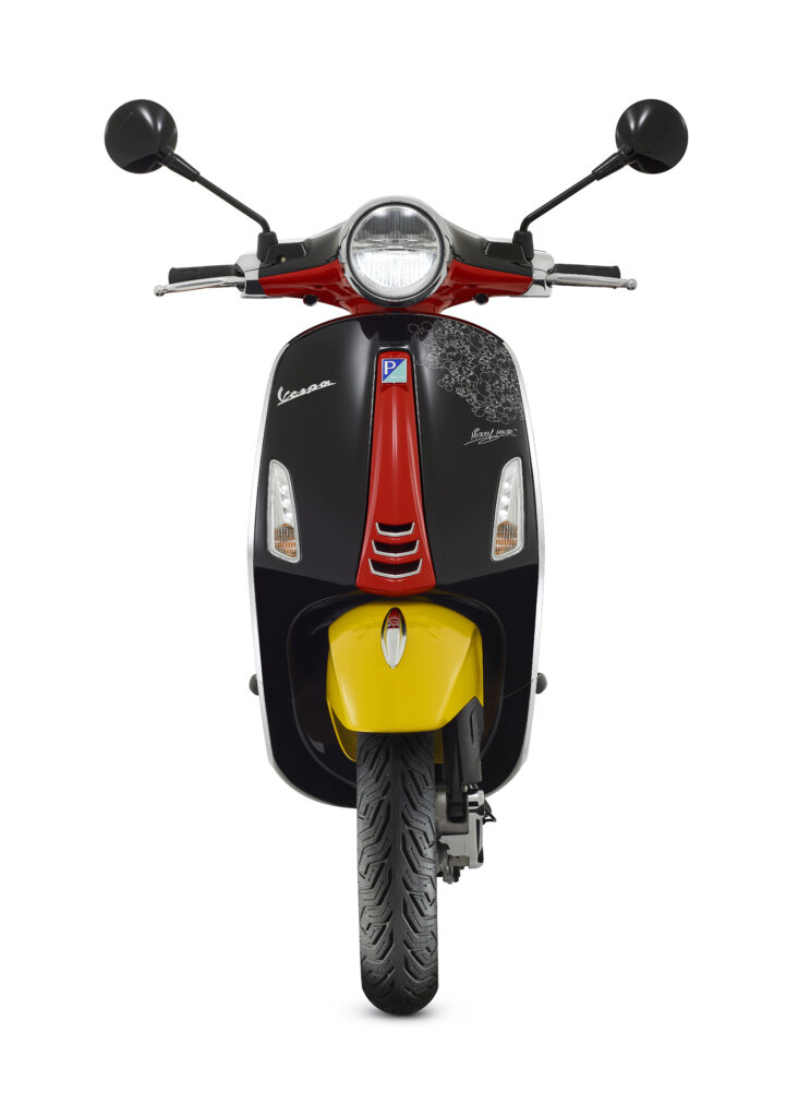 03 disney mickey mouse edition by vespa